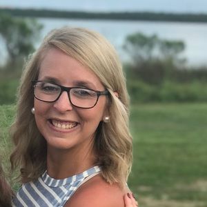 Meet your Posher, Abby